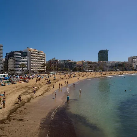 In Palmas By Canteras *